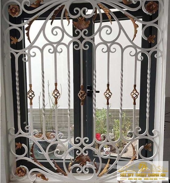 Hoa Sắt Nghệ Thuật Tại Thành Phố Hồ Chí Minh